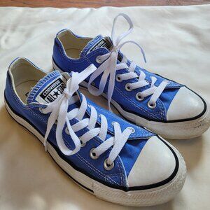 Converse low tops unisex
